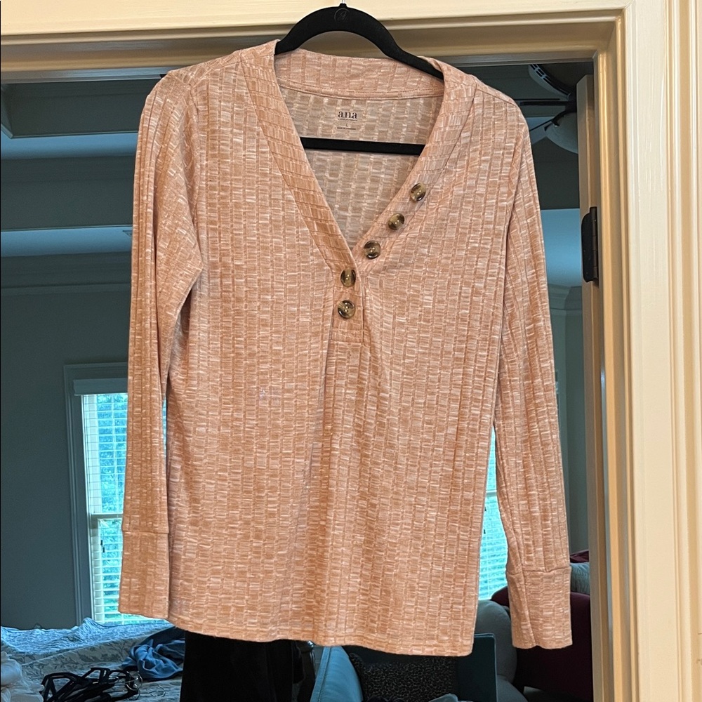 Apt. 9 Women's tan Textured Button Blouse
